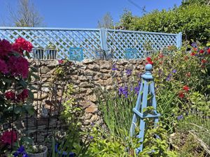 Photo 8- click for photo gallery